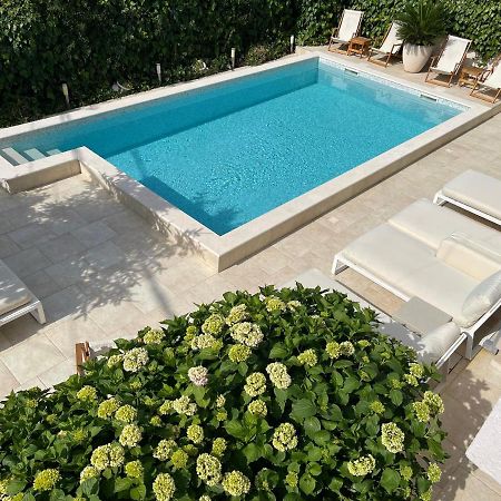 Apartments Pean Tivat Bagian luar foto