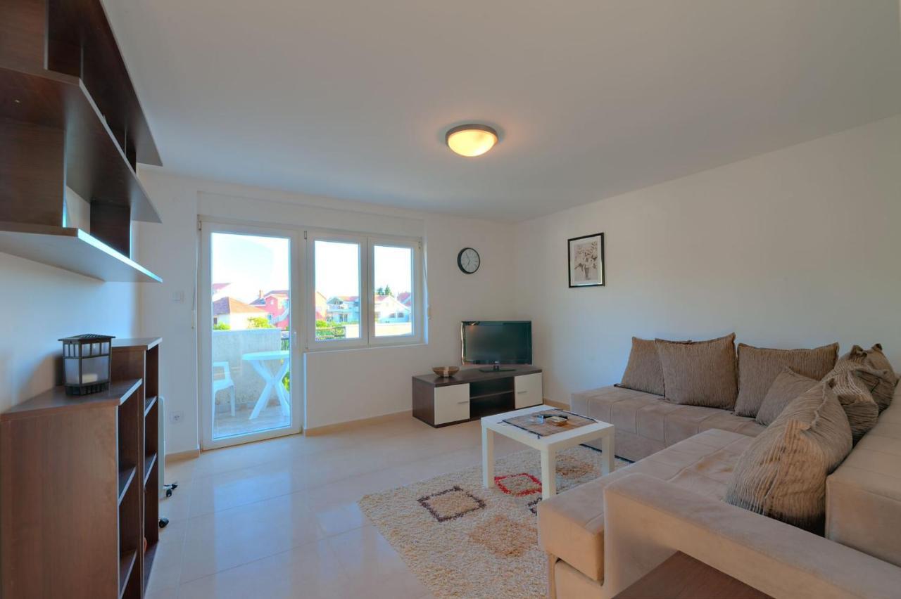 Apartments Pean Tivat Bagian luar foto