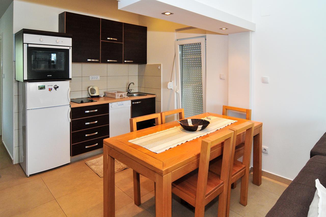 Apartments Pean Tivat Bagian luar foto