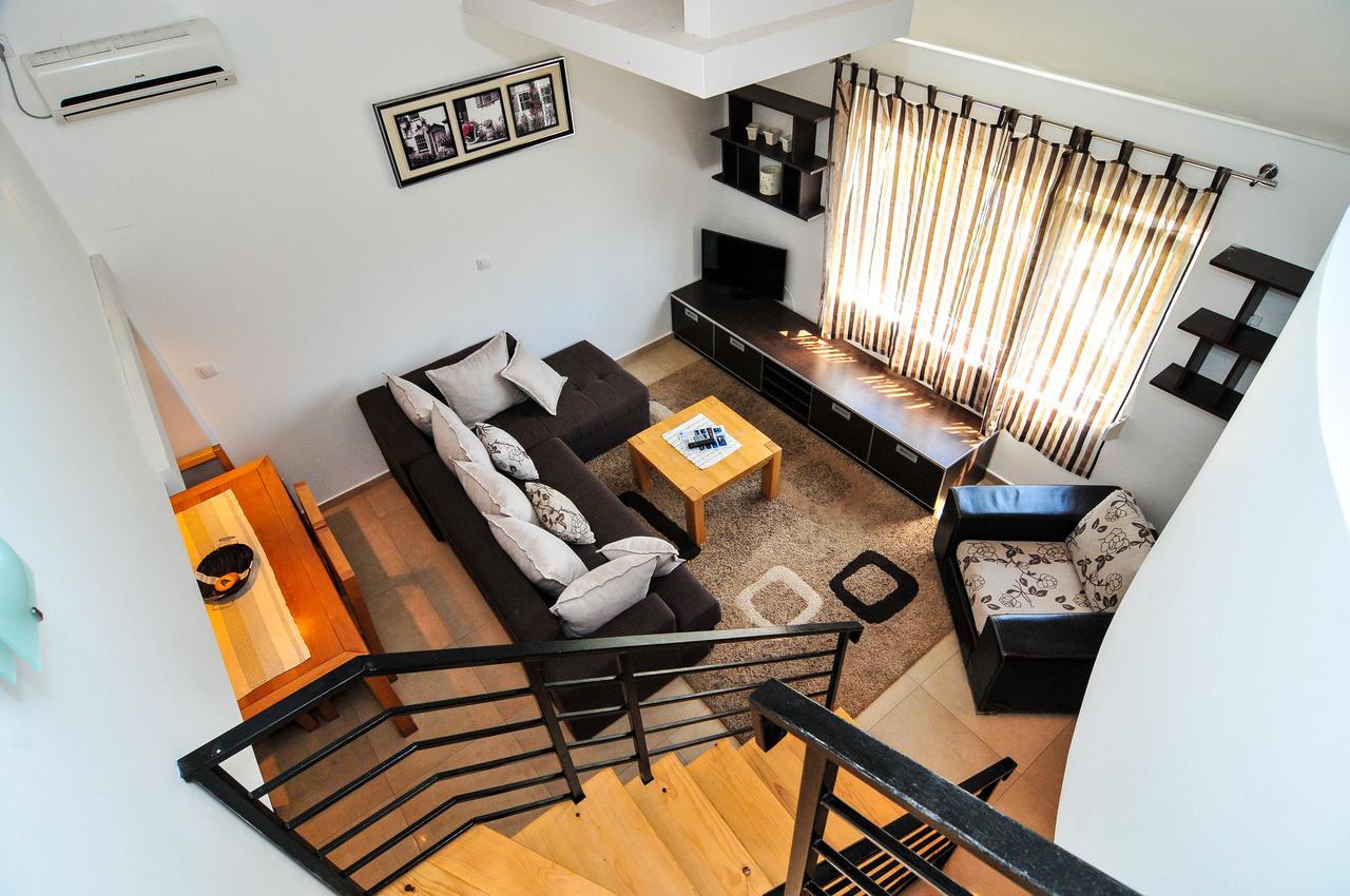Apartments Pean Tivat Bagian luar foto