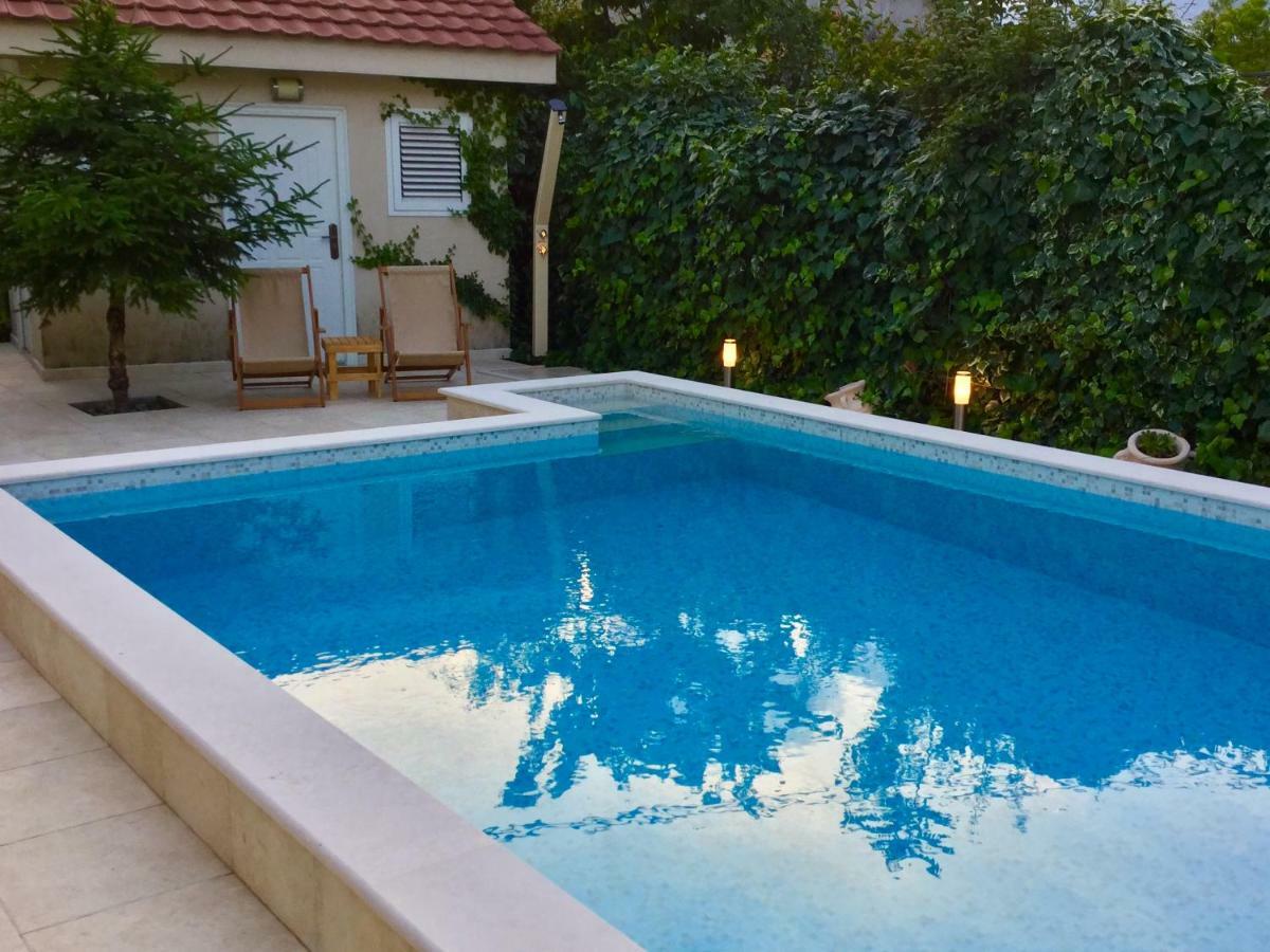 Apartments Pean Tivat Bagian luar foto